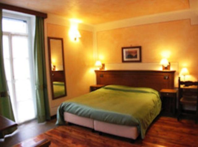 Hotel Le Soleil Challand-Saint-Anselme Dış mekan fotoğraf