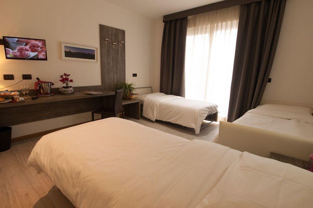 Hotel Le Soleil Challand-Saint-Anselme Dış mekan fotoğraf