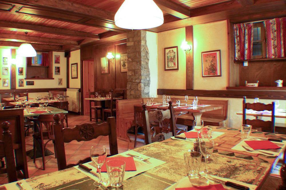 Hotel Le Soleil Challand-Saint-Anselme Dış mekan fotoğraf